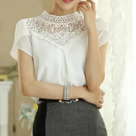 Short Blusa 2015 Summer Women Tops New Korean Blouses Chiffon Shirt Stitching Lace Work Blouse S0384