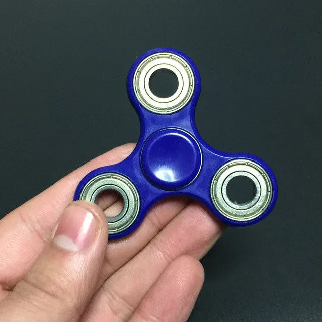 White/Black Tri-Spinner Fidget Toy Plastic EDC Hand Spinner For Autism and ADHD