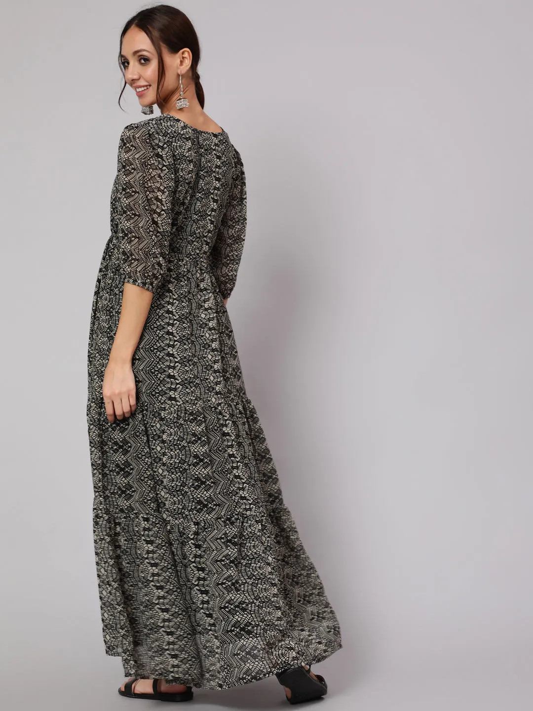 Women Black Geometric Printed Taired Dress With Three Quarter Sleeves