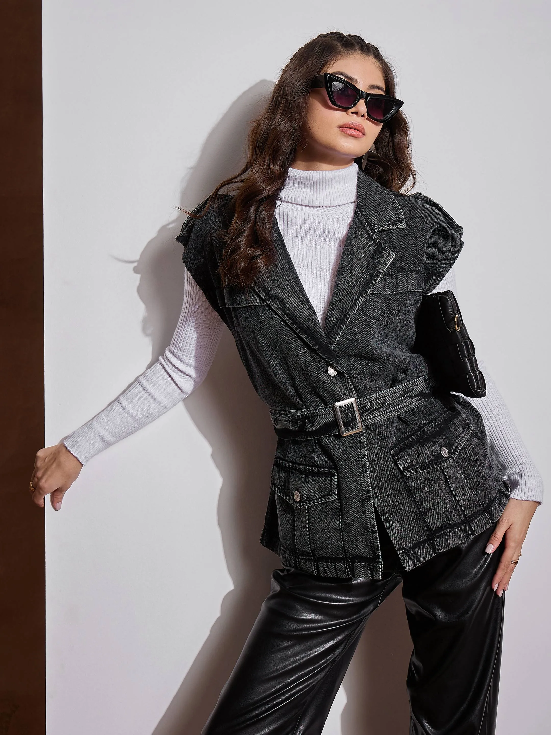 Women Black Washed Pocket Detail Sleeveless Belted Jacket