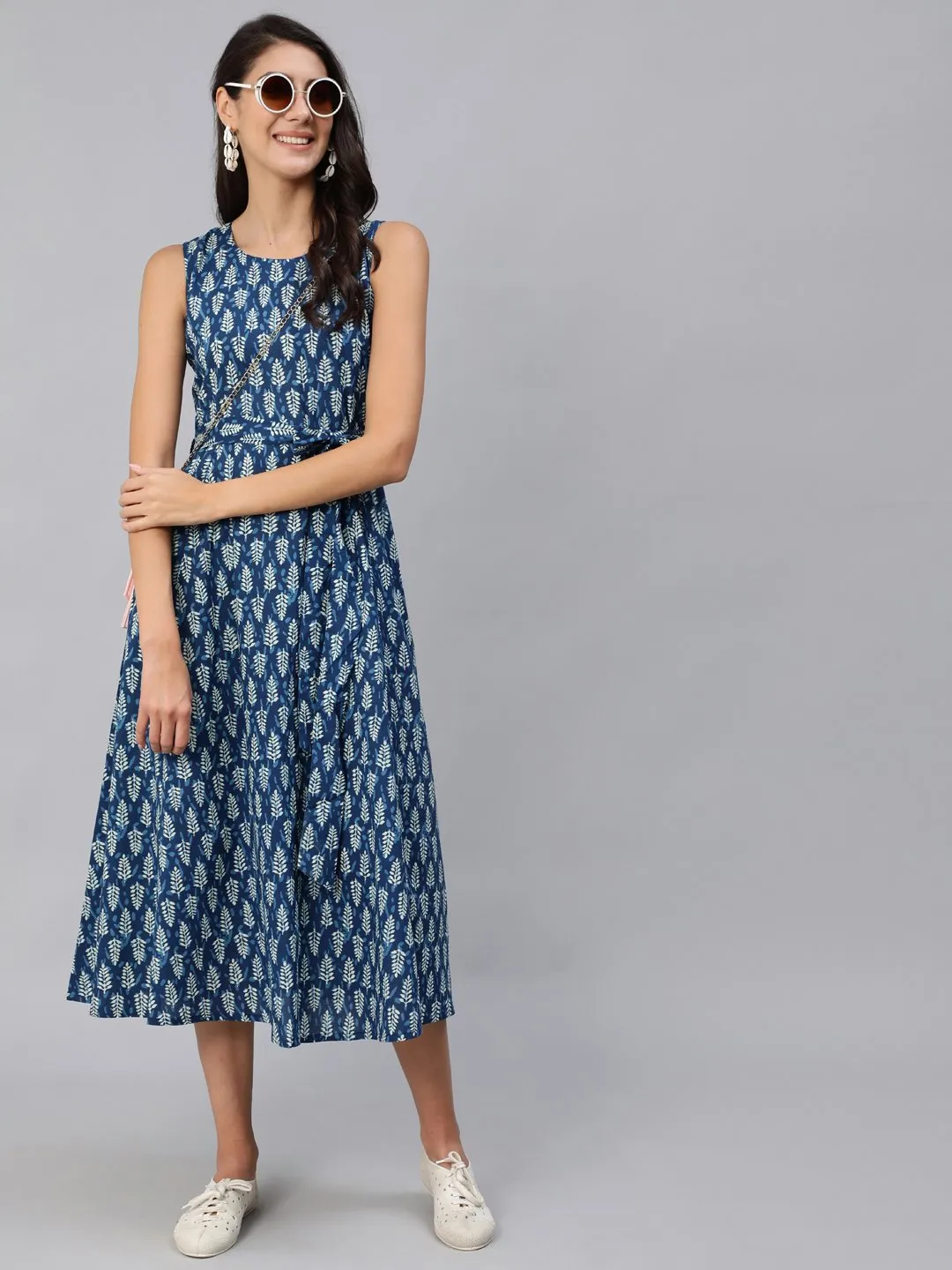 Women Blue Printed Sleeveless Dress