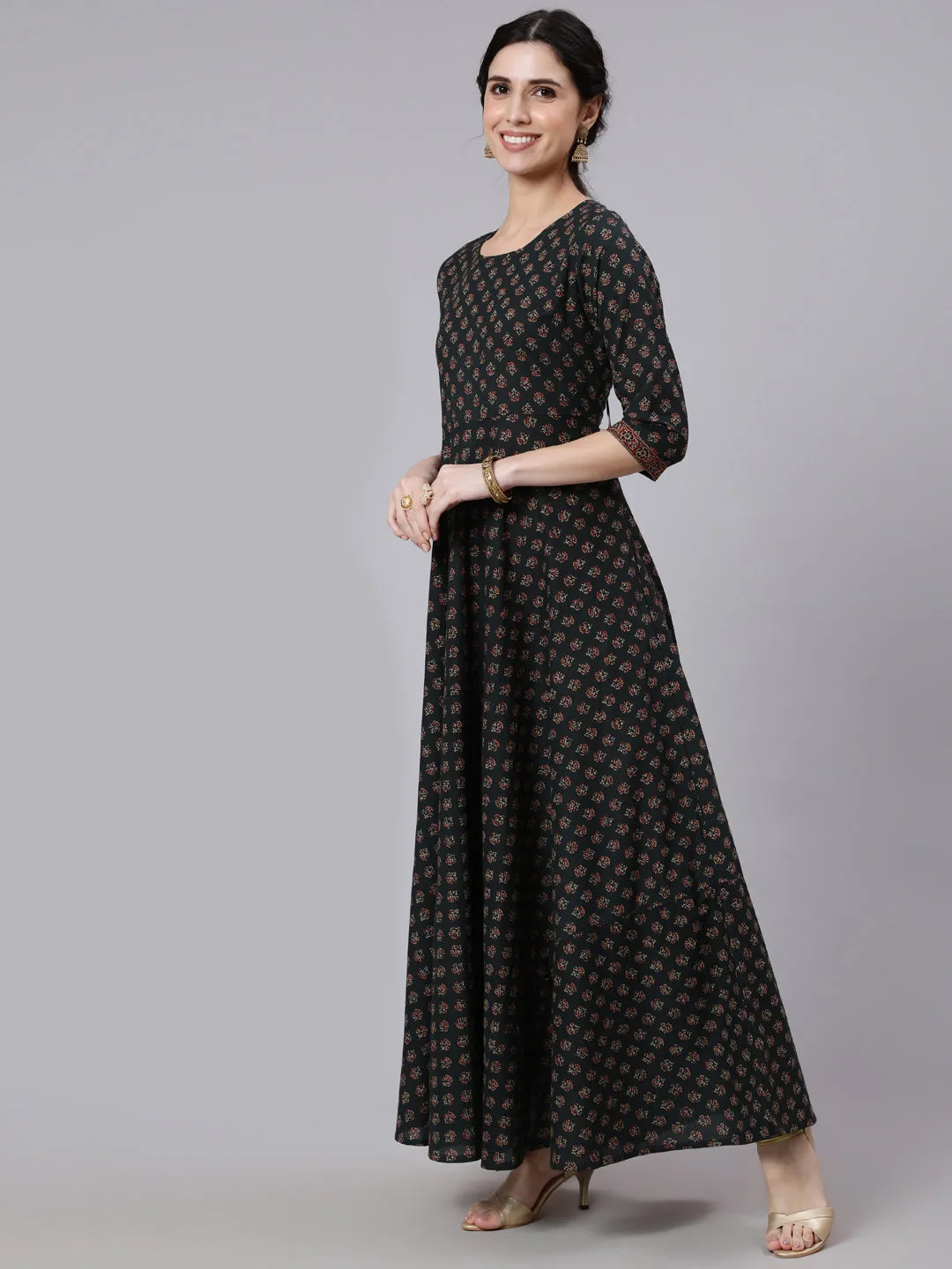 Women Green Ethnic Printed Flared Dress With Three Quarter Sleeves